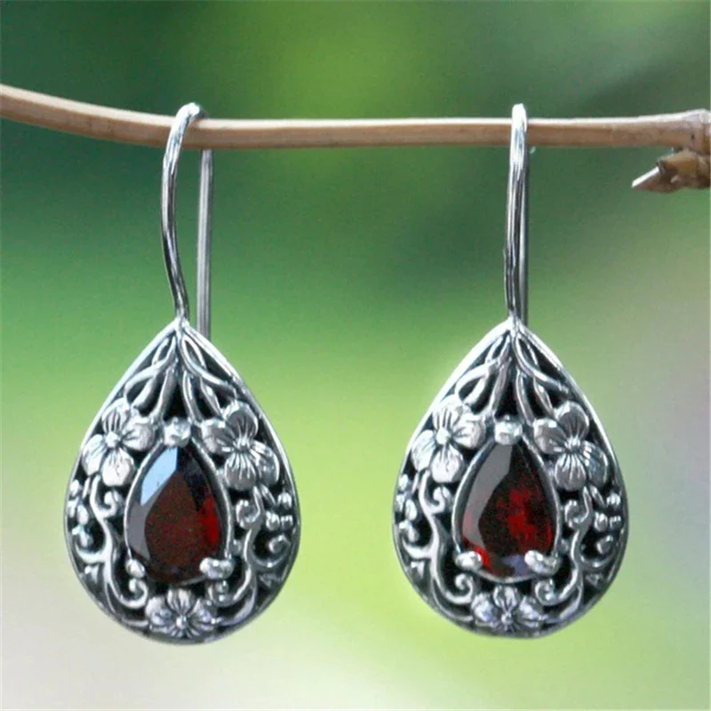 Boucle d oreille Grenat — Victorian Style - Image 2