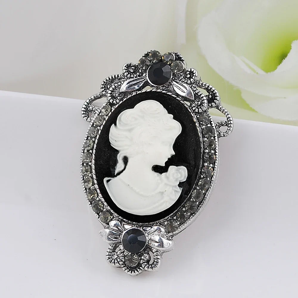 Broche Camée Vintage — Elisabeth - Image 4
