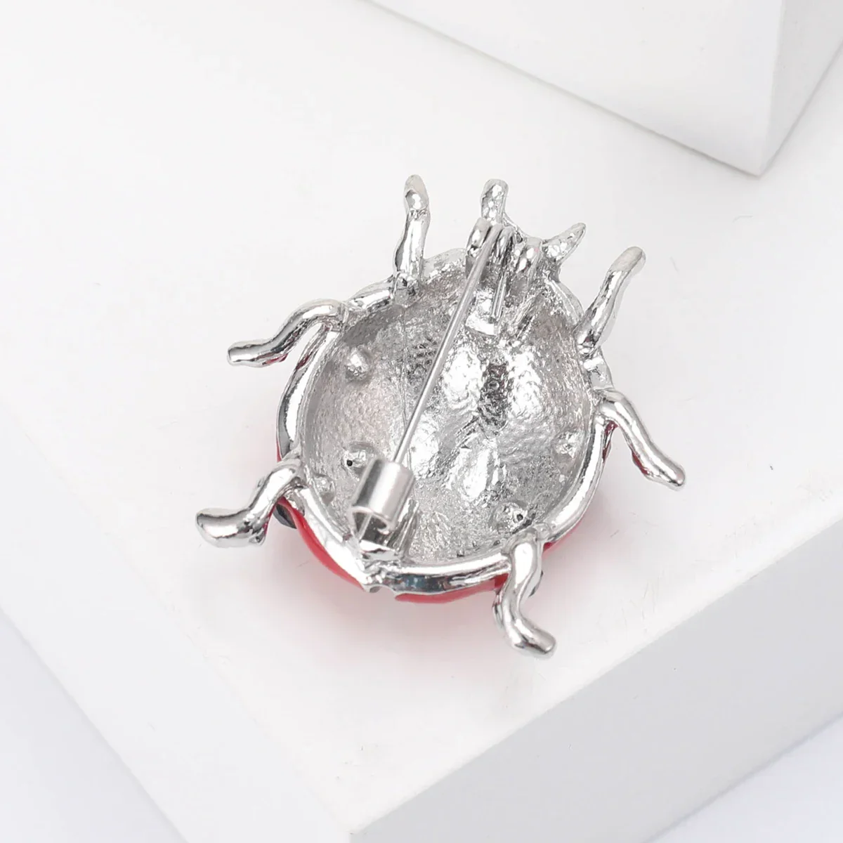 Broche Coccinelle — Ladybug - Image 7