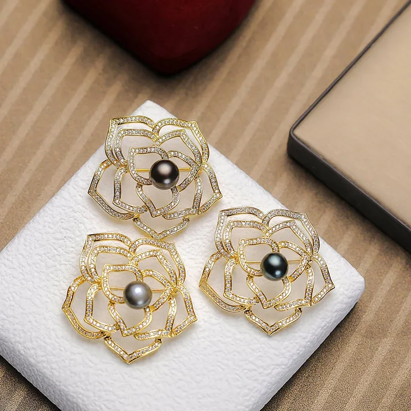 Broche Dorée — Tea Party - Image 5