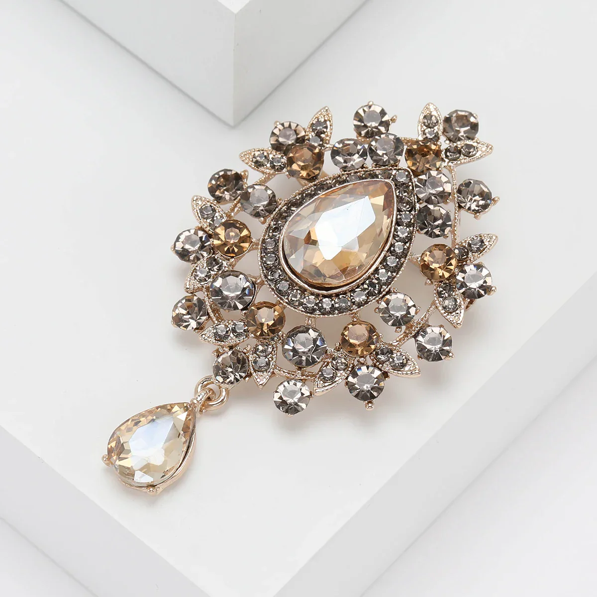 Broche Vintage Femme — Cristal Vintage - Image 6