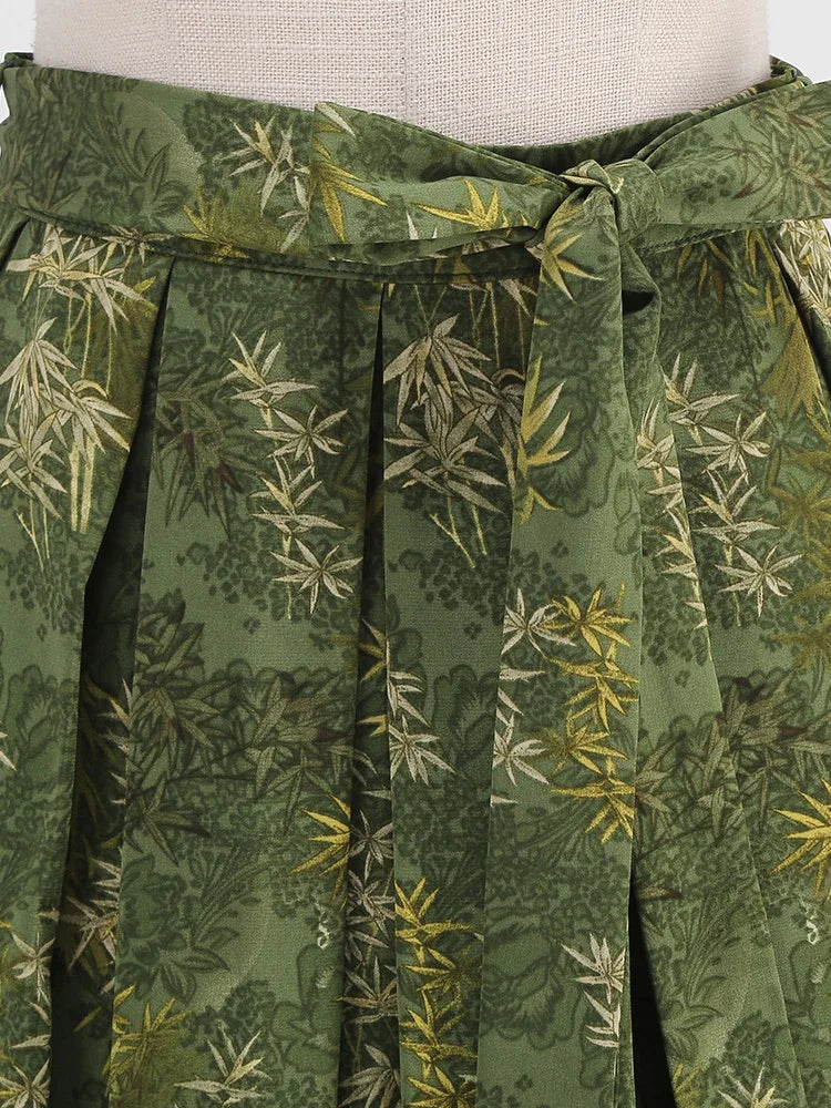 Jupe Style Victorienne Verte — imprimé botanique, plissée et ceinturée - Image 3