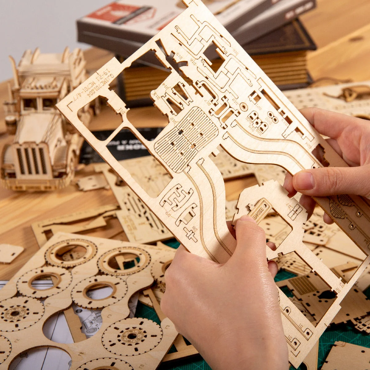 Maquette Steampunk — Voiture DIY - Image 4