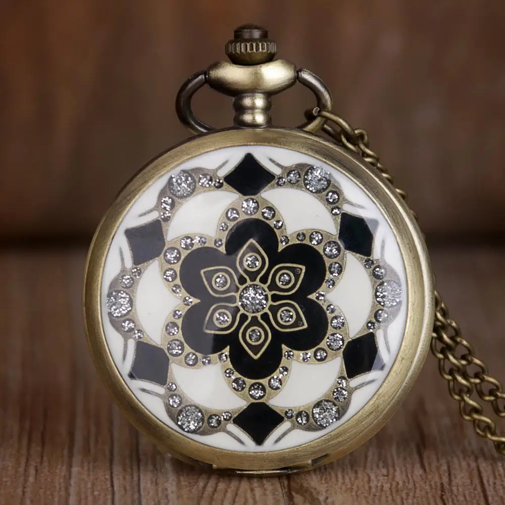 Montre Femme Fleur Blanche a Gousset