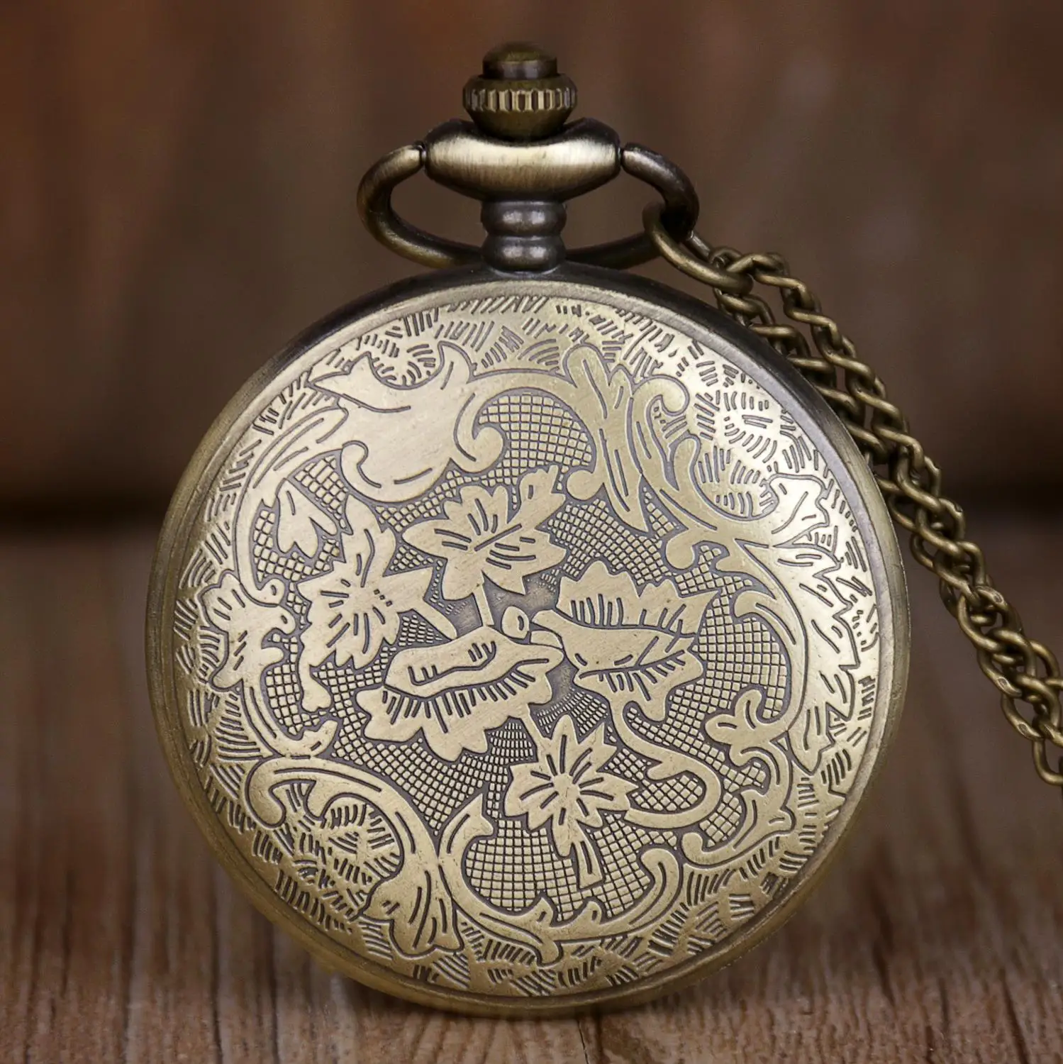 Montre Femme Fleur Blanche a Gousset - Image 3