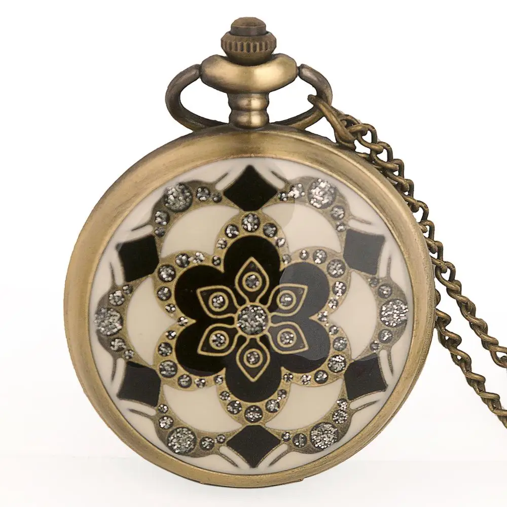 Montre Femme Fleur Blanche a Gousset - Image 4