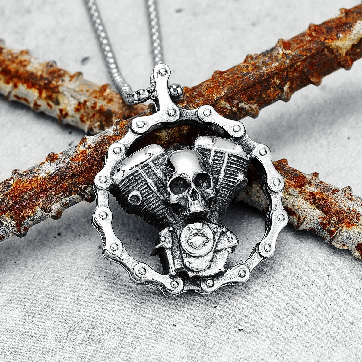 Pendentif Homme Biker — Engrenage en Acier Inoxydable 316L - Image 2