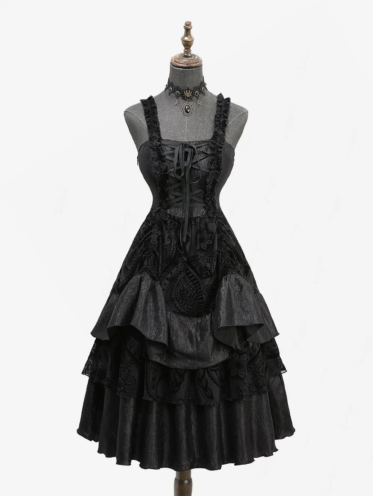 Robe Gothique Nocturne à Volants