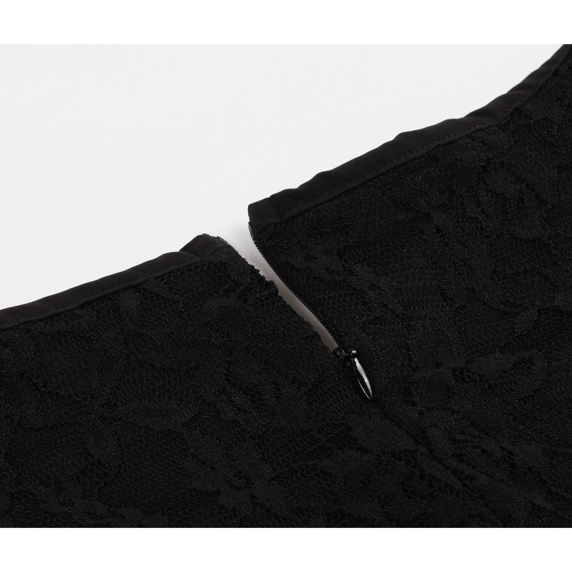 Robe Gothique — Lucida - Image 5
