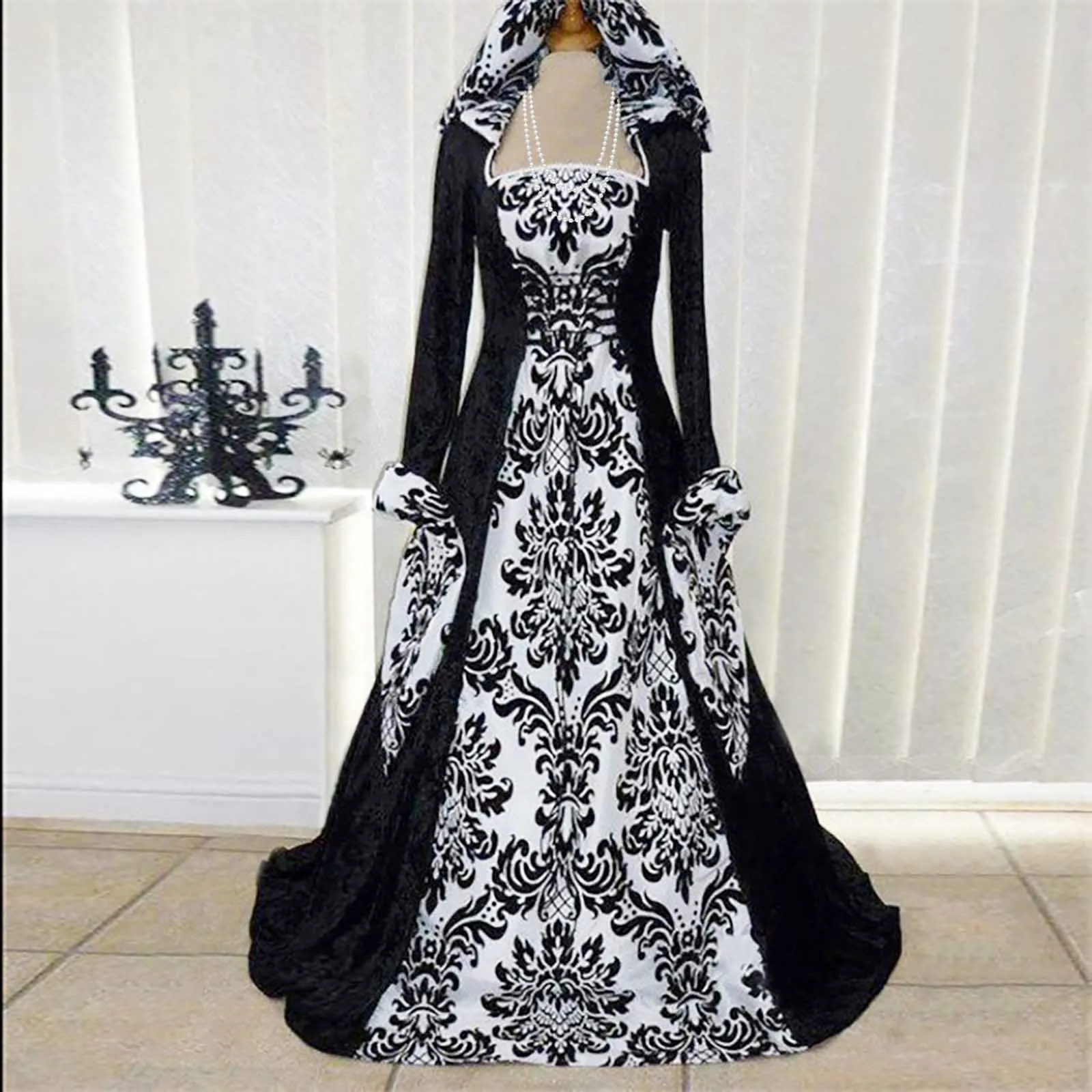 Robe Renaissance — Élégance Mystèrieuse - Image 4
